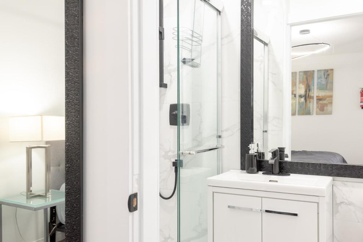 Spacious & Modern By The Beach White Rock Exterior foto